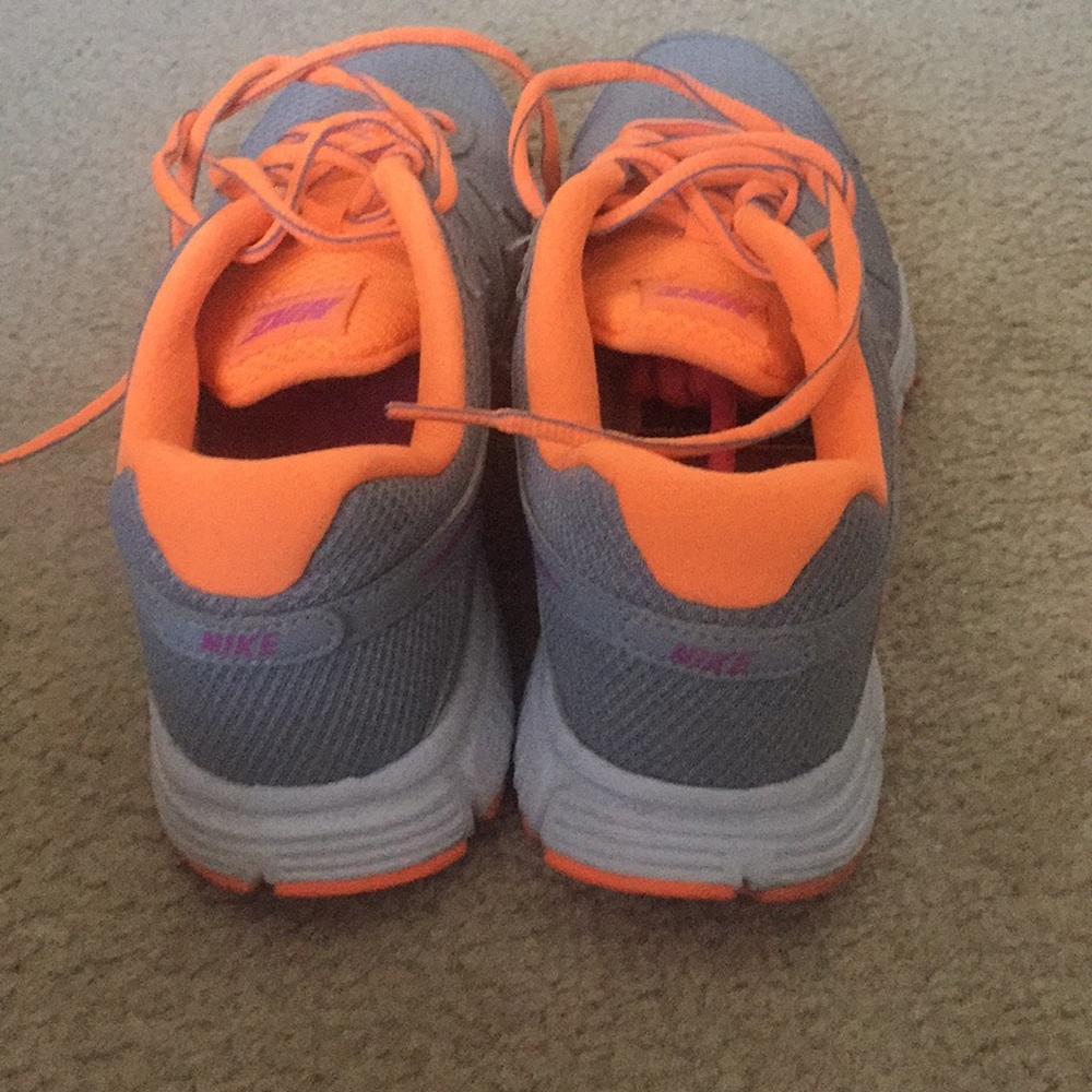 Nike Sneakers( Good Condition) - image 5